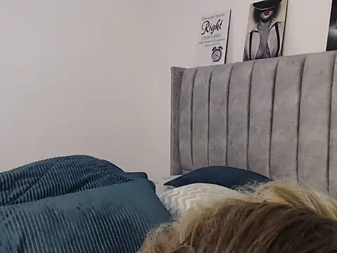 Snapshot of sweet_scovia1 chatting on 01.09.25 sweet scovia1 online show from 01.09.25