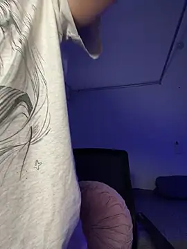 Baby Claraa online show from 03.12.26