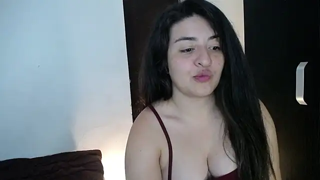 Snapshot of moritalatina chatting on 03.08.25 moritalatina online show from 03.08.25