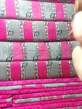 LoNa-daloua online show from 10.26.25