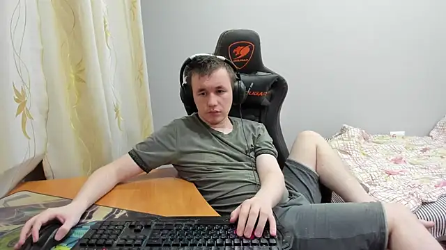 iliaskrislove online show from 11.18.25