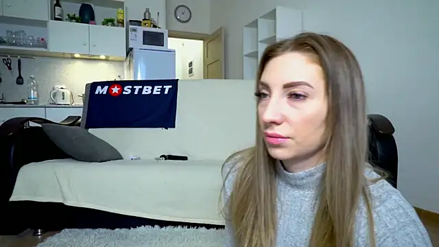 Snapshot of littlesweettifany chatting on 01.08.25 littlesweettifany online show from 01.08.25