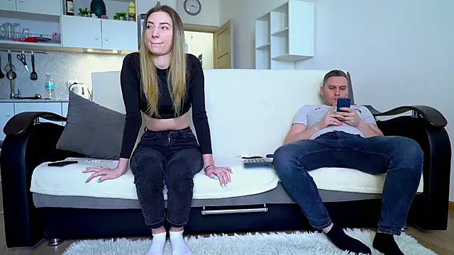 Snapshot of littlesweettifany chatting on 03.21.25 littlesweettifany online show from 03.21.25