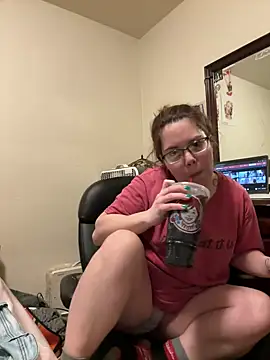 Snapshot of FreakNastyLacie chatting on 01.31.25 FreakNastyLacie online show from 01.31.25