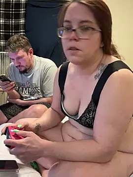 Snapshot of FreakNastyLacie chatting on 02.28.25 FreakNastyLacie online show from 02.28.25