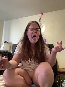 Snapshot of FreakNastyLacie chatting on 03.13.25 FreakNastyLacie online show from 03.13.25