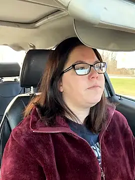 FreakNastyLacie online show from 12.18.25