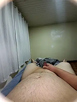 Snapshot of gordinhopp chatting on 10.20.25 gordinhopp online show from 10.20.25