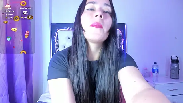 Veeronica Smith online show from 02.04.25