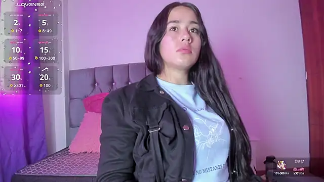 Veeronica Smith online show from 09.15.25