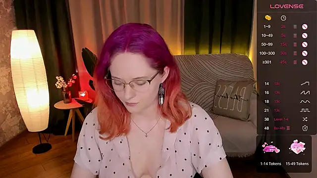 Aemilia  online show from 01.13.25