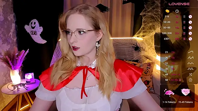 Aemilia  online show from 10.24.25