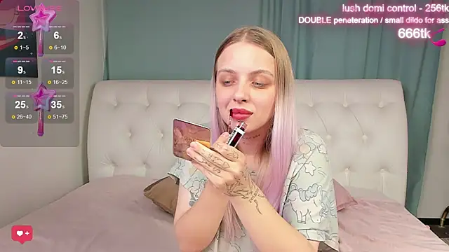 Alice Halle online show from 10.16.25