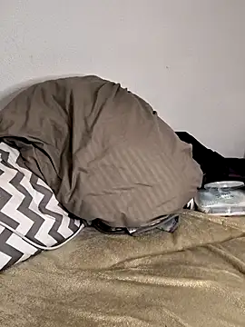 Linalicious online show from 02.25.26