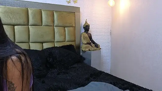 ximenawilliamss online show from 04.12.26