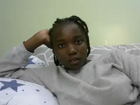 Snapshot of Latiffagodess chatting on 01.13.25 Latiffagodess online show from 01.13.25