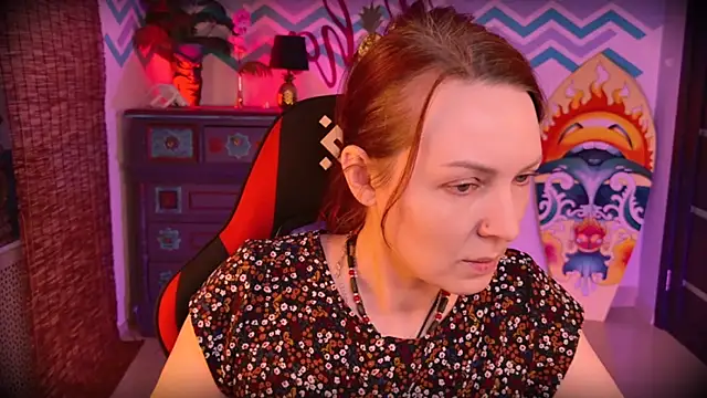 VandaRossi online show from 11.04.25