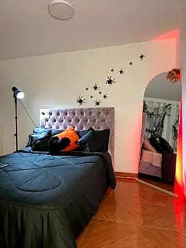 samantha evans2 online show from 10.24.25