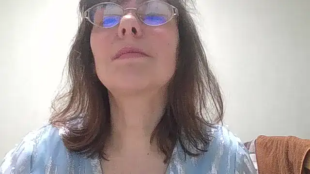 HollyJewel online show from 04.15.26