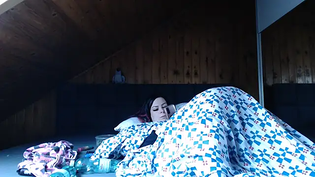 BoeseMoni1998 online show from 10.28.25