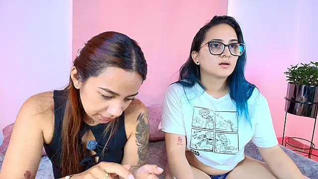 Jules n Gia online show from 10.28.25