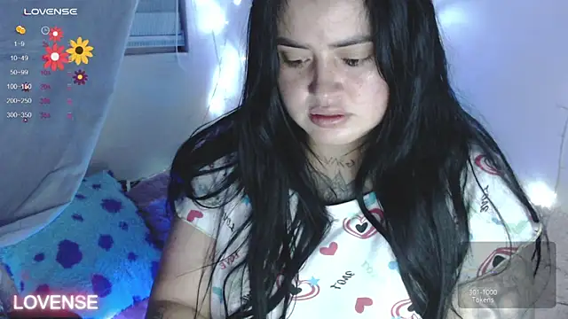 Snapshot of PamelaDoouce chatting on 01.14.25 PamelaDoouce online show from 01.14.25