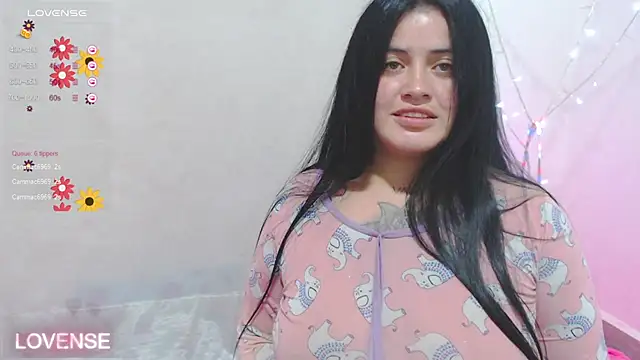 Snapshot of PamelaDoouce chatting on 02.18.25 PamelaDoouce online show from 02.18.25