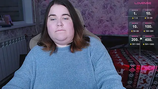 Estelle Hicks online show from 11.03.25