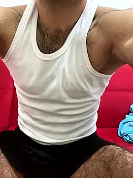 Snapshot of Robin45tr chatting on 01.07.26 Robin45tr online show from 01.07.26