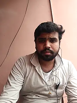 Snapshot of MeFeellove chatting on 10.31.25 MeFeellove online show from 10.31.25