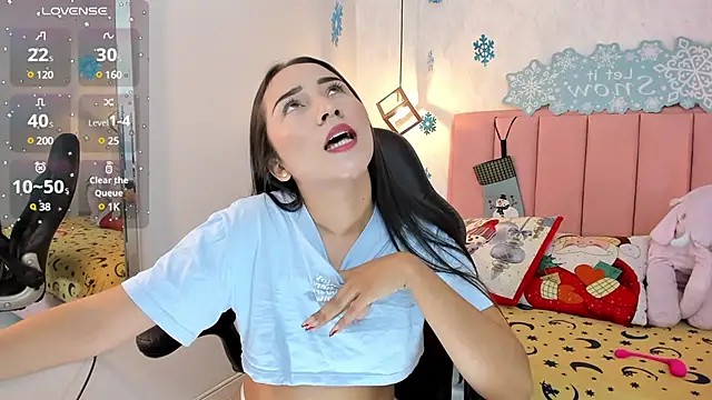 SUNNYCYRUS online show from 12.27.24