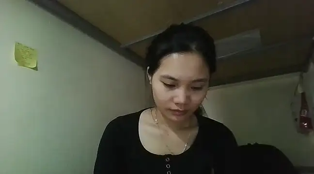 Snapshot of Be-MyMy chatting on 03.21.25 Be-MyMy online show from 03.21.25