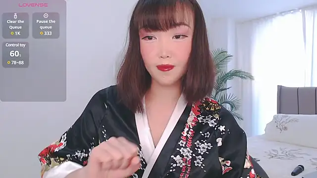 TumiLio online show from 03.12.25