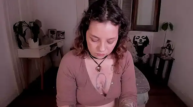 Snapshot of sophia_goth chatting on 02.26.25 sophia goth online show from 02.26.25