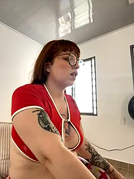 Snapshot of sophia_goth chatting on 09.24.25 sophia goth online show from 09.24.25