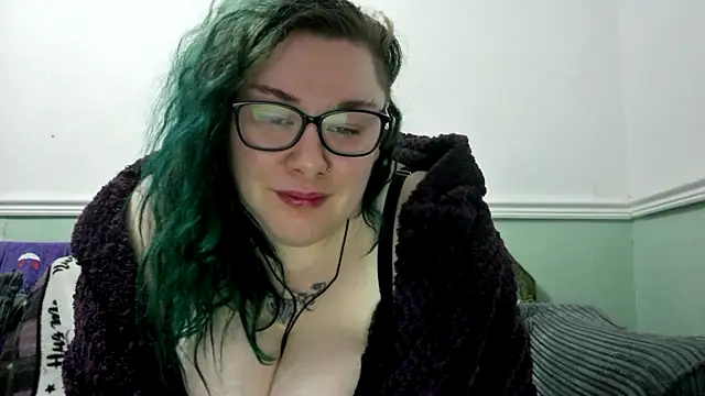 Snapshot of Bustycurves chatting on 03.14.25 Bustycurves online show from 03.14.25