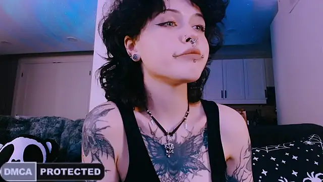 Snapshot of NaughtyLittleFox chatting on 05.07.26 NaughtyLittleFox online show from 05.07.26