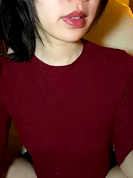 minmin2kk5 online show from 11.17.25