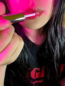 minmin2kk5 online show from 11.29.25