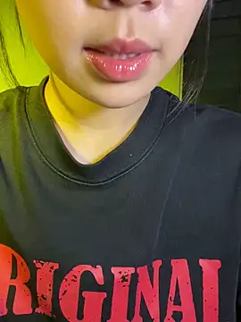 minmin2kk5 online show from 12.22.25