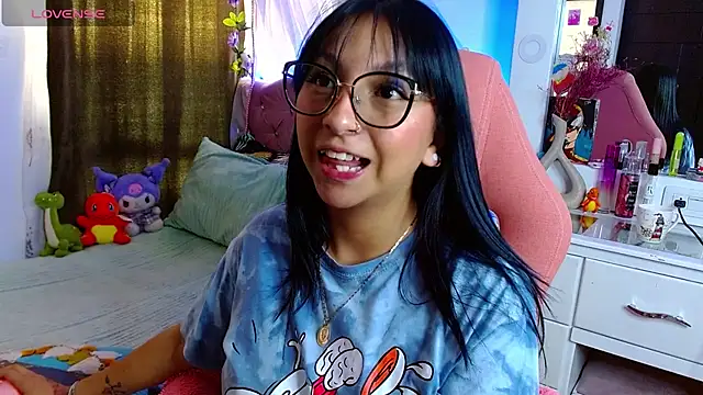 Littlerouse  online show from 02.28.25