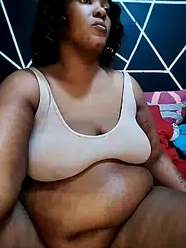 YummyChocolatexx2 online show from 06.28.26