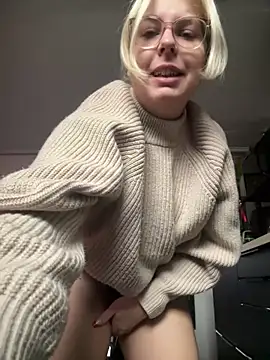 Livewithlucy online show from 12.15.24