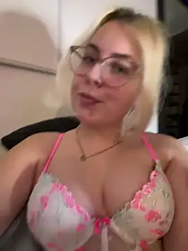 Livewithlucy online show from 12.29.24