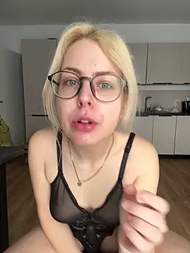 Livewithlucy online show from 02.19.26