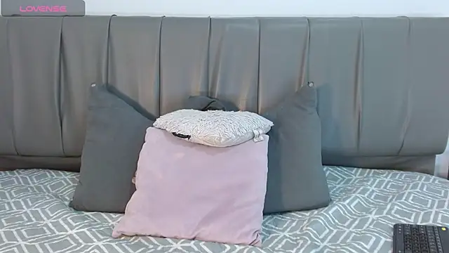 Cherllynn online show from 01.23.25