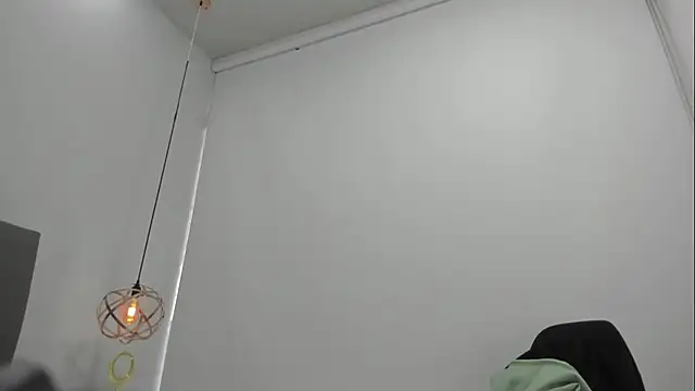 Cherllynn online show from 02.11.25