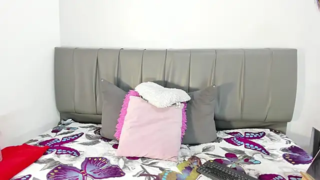 Cherllynn online show from 02.27.25