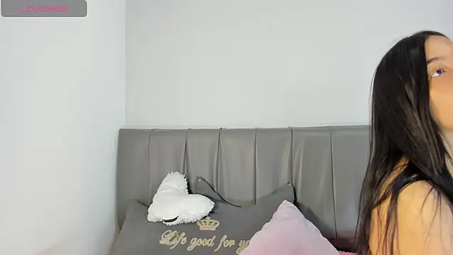 Cherllynn online show from 10.09.25