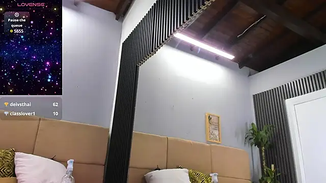 Camille Cedrik online show from 02.05.25